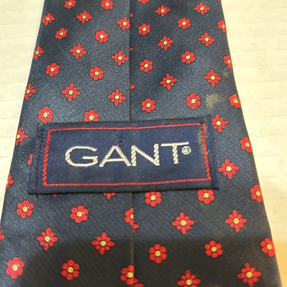 Gant 100% Silk Tie Navy Blue Red Floral Patterns - Picture 3 of 6